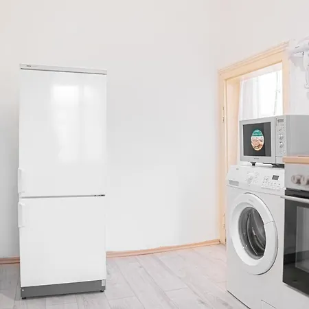 Attractive 2Br Apt Near Akh Ideal For Longstays Vienna Exterior photo