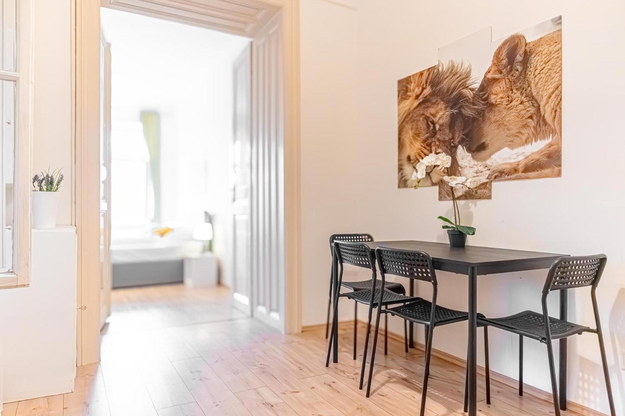 Attractive 2br Near Akh Ideal For Longstays Apartment Vienna